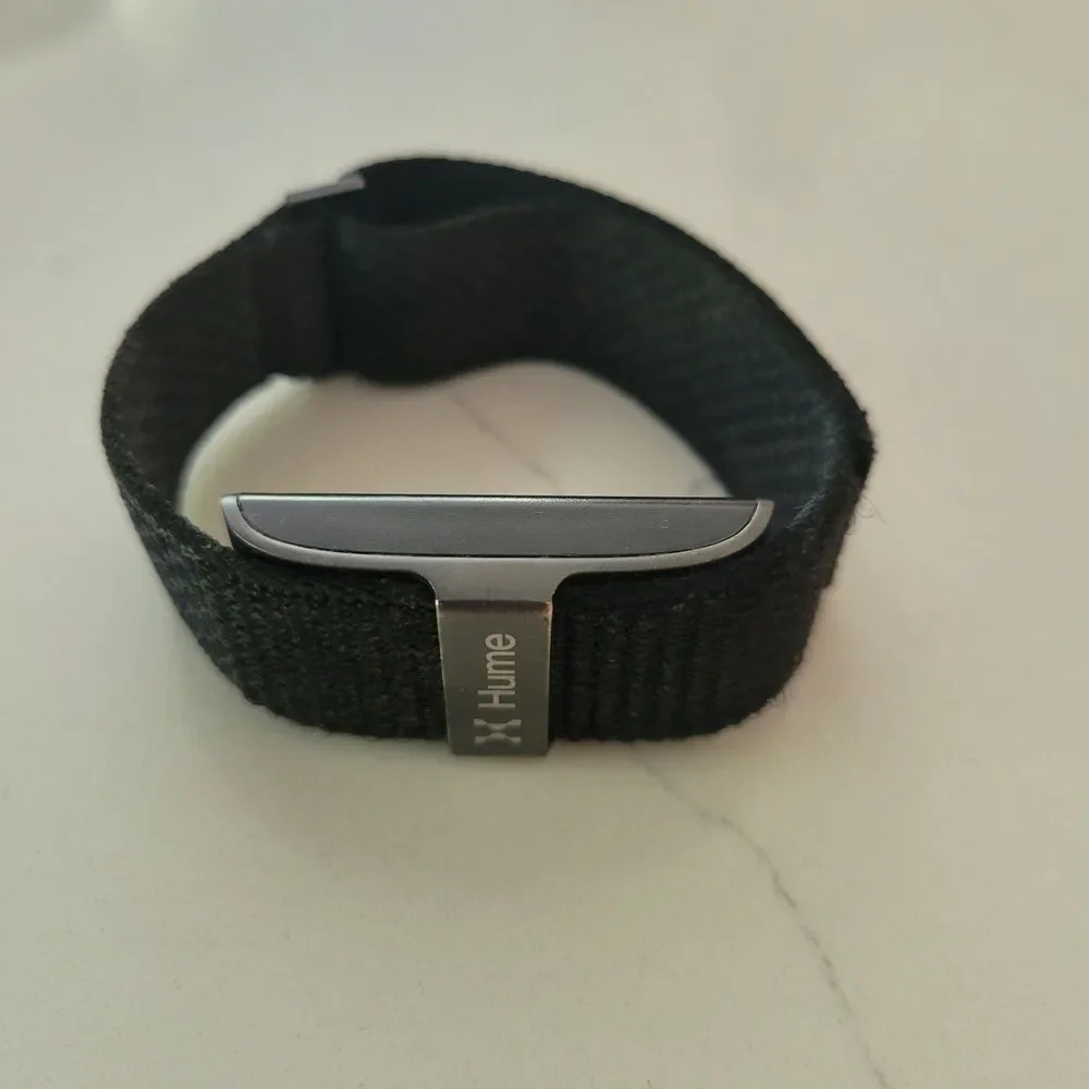 Hume Health Band 1.0 Fitness Longevity Tracker Waterproof Band w/Charger ONLY